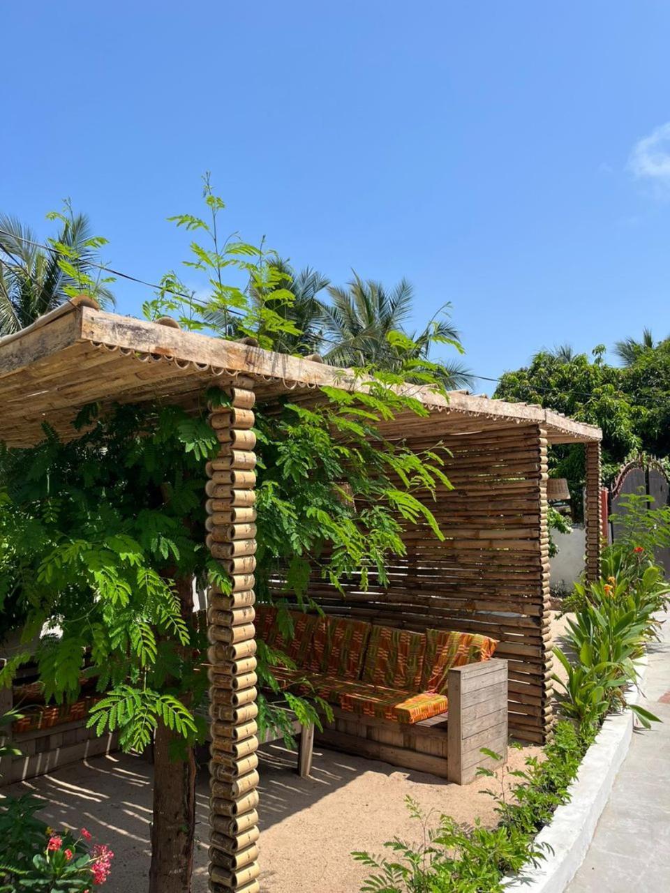African Treasure Beach Resort Kokrobite ภายนอก รูปภาพ